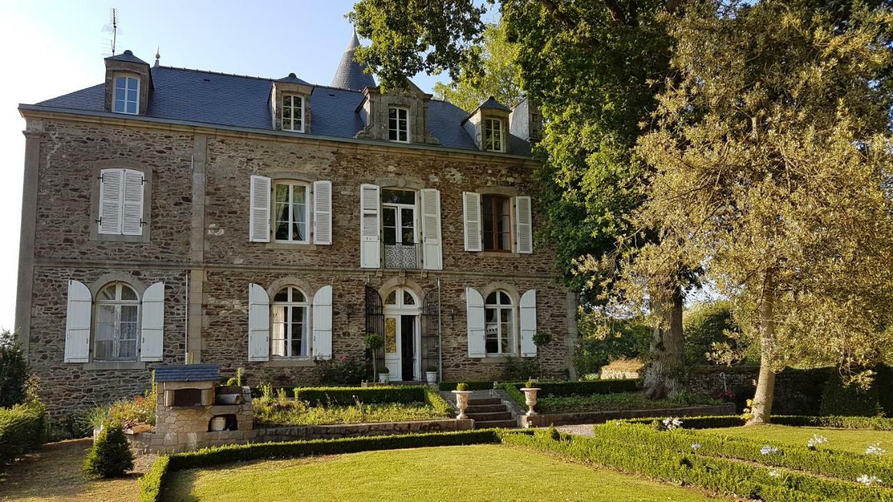 Le Manoir De La Bigotiere Bed and Breakfast Pleslin-Trigavou Exteriör bild